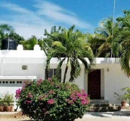 Casa Blanca Eco Hotel Barahona Eksteriør billede